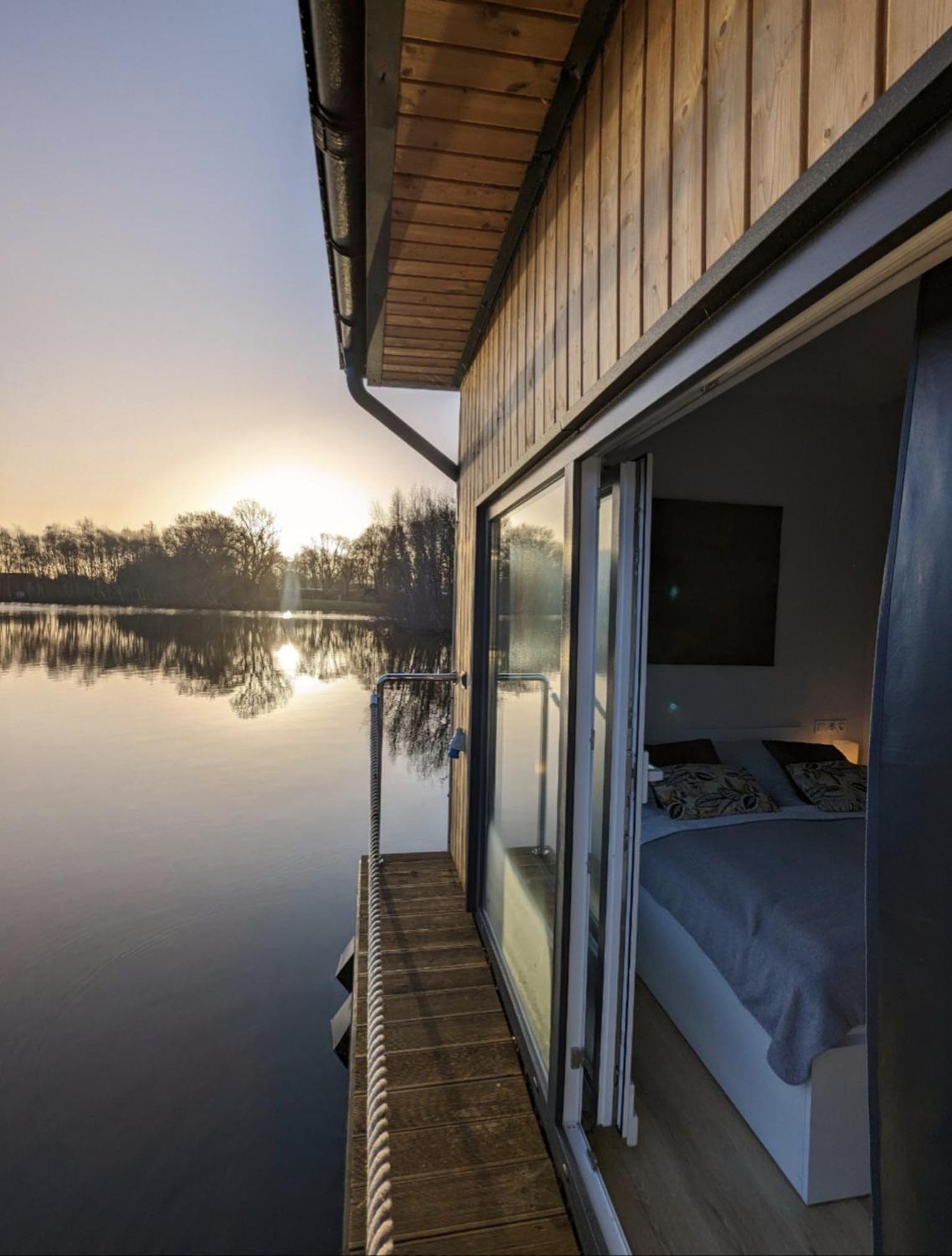 Hausboot Lena 호텔 파펜부르크 외부 사진